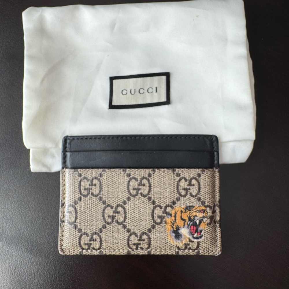 Gucci Beige and Black Tiger Card Holder